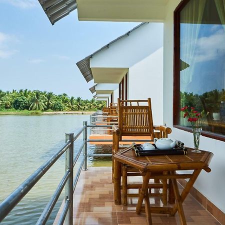 Tra Vinh Lodge Nguyet Hang Exterior photo